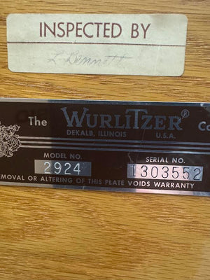 1974 Wurlitzer Upright Piano – Model 2924 (Mahogany Finish)