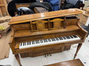 Aeolian Oak Console Upright Piano - Used with Warranty