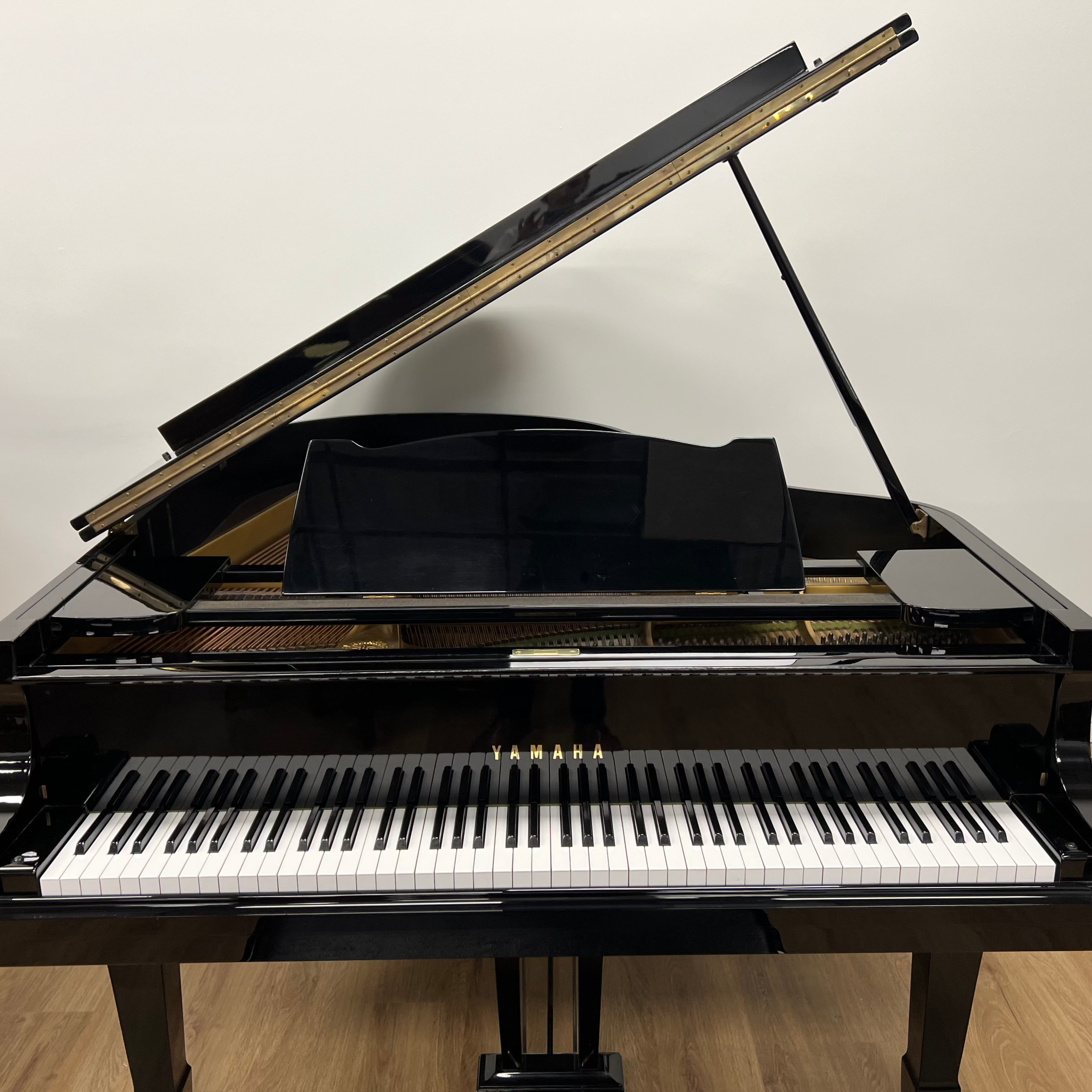 4F3F60FE-2784-40D5-99BD-