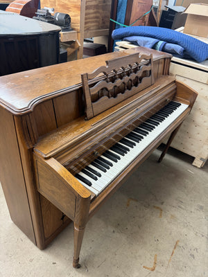 Wurlitzer Oak Console Piano - Excellent Playing Action | Serial #1177531