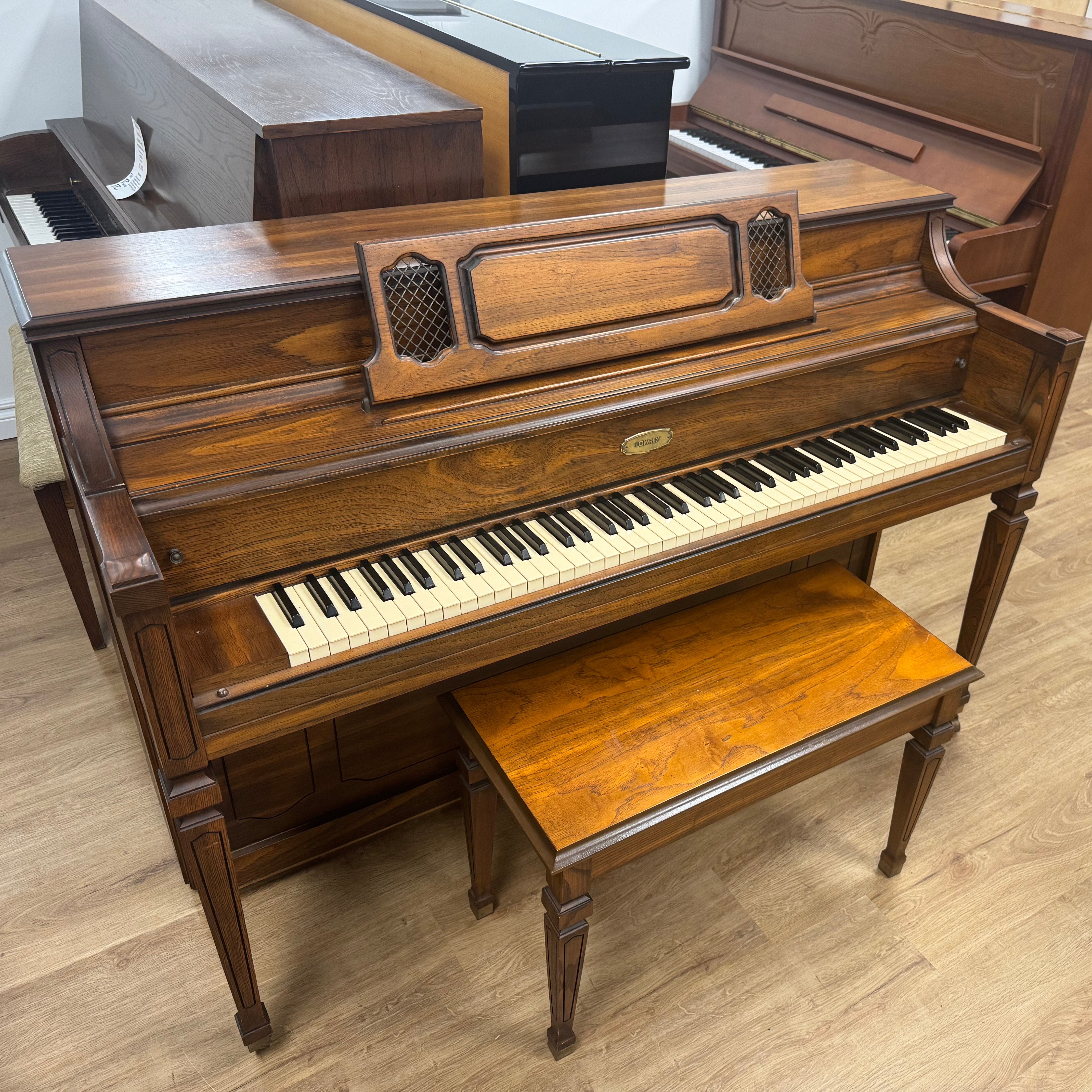 Lowrey CK 40